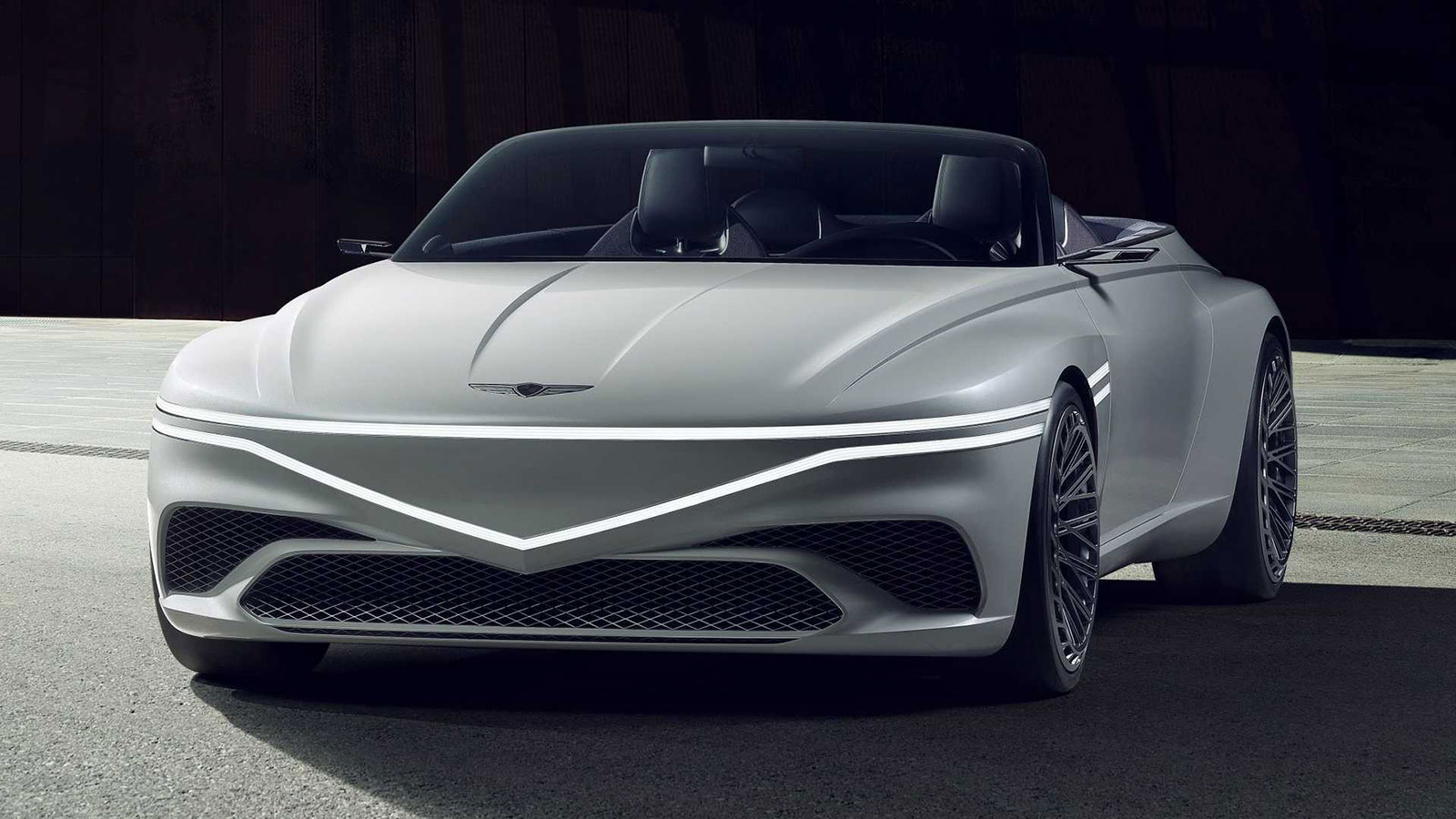 Ντεμπούτο για το εντυπωσιακό Genesis X Convertible Concept